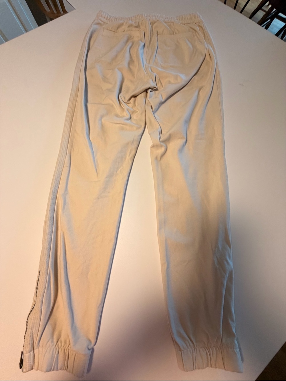 Athleta Joggers Lounge, Ivory Color, Elastic and Zip Waist and Cuffs, Sz 0 - Picture 8 of 8
